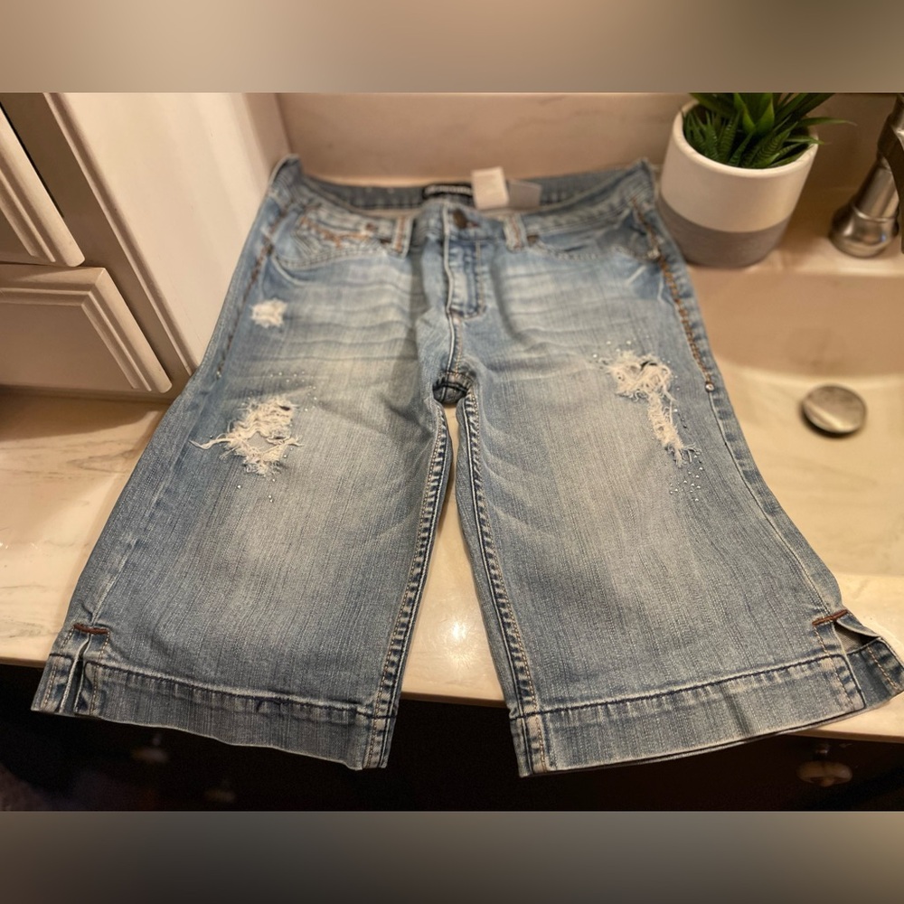 Petrol Distressed Bermuda Capri Jeans, Women’s Size  10